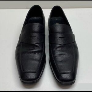 PRADA Black Saffiano Leather Penny Loafers Authenticated EUC Men’s 7